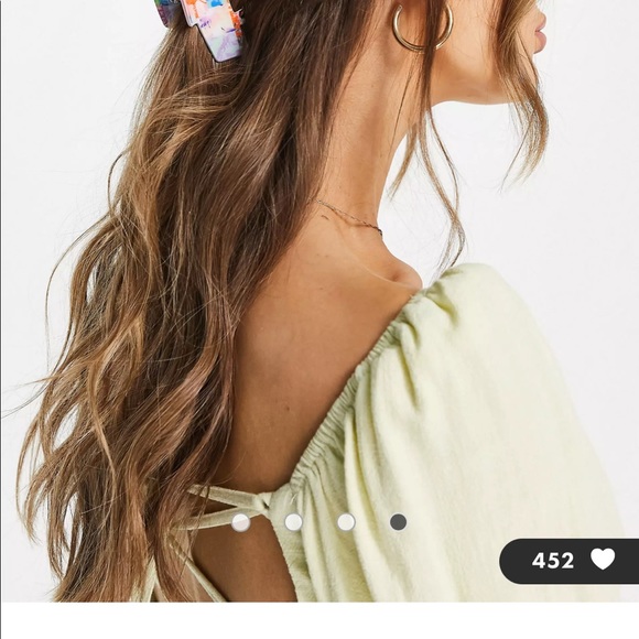 Selling brand new, still in packaging scrunchie and claw hair clip together. - Picture 4 of 6